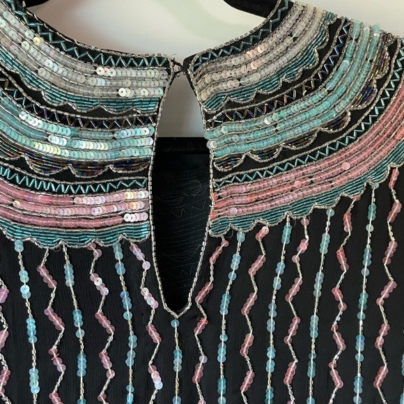 Judith Ann Vintage Silk and Sequin Top Size Medium - Picture 10 of 10